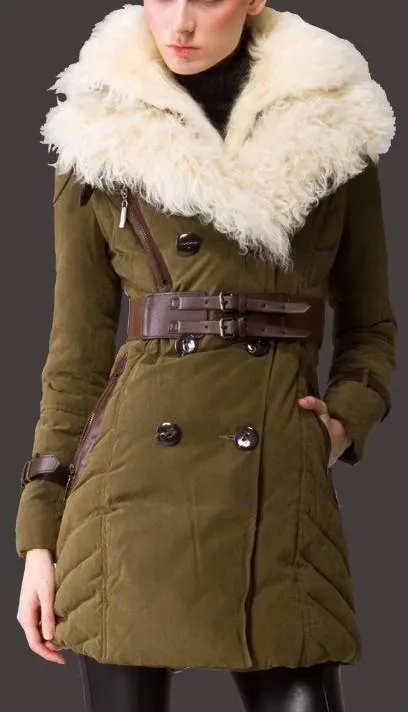 Buckled Sheep-Fur-Collar Double Breasted Down Coat in Green