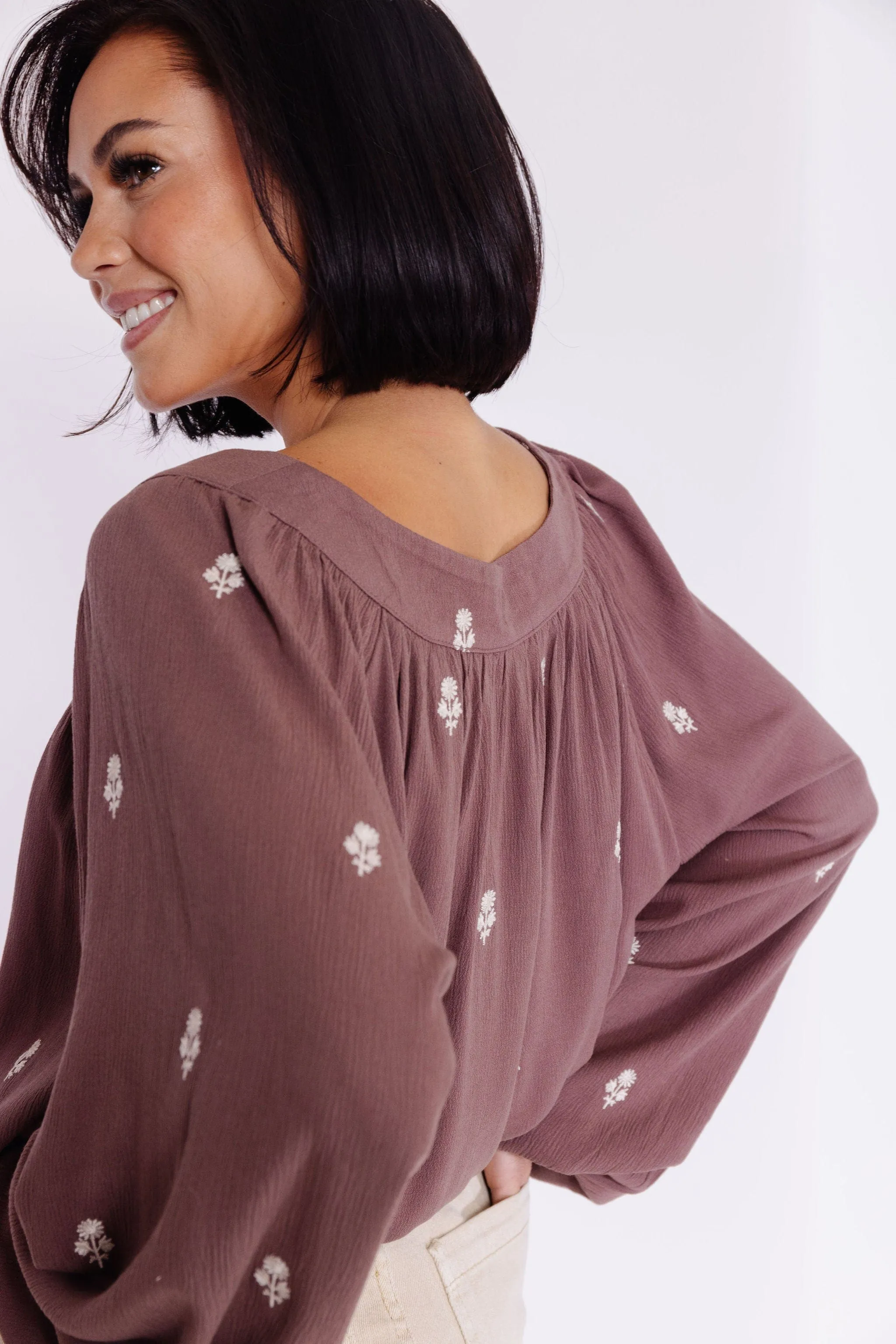 Lulu Blouse in Mocha