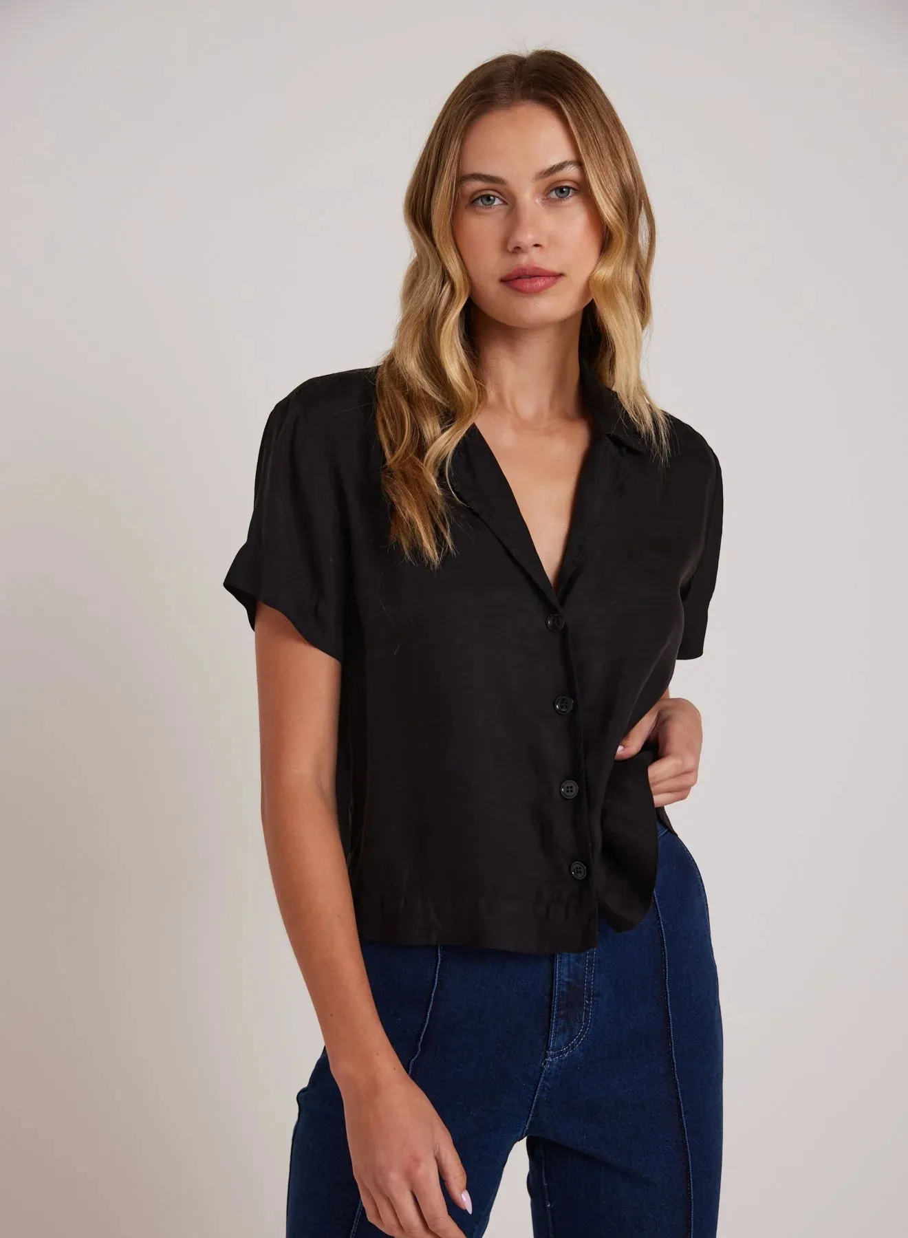 Short Sleeve Flowy Button Down - Black